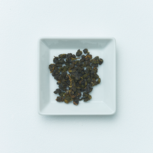 画像をギャラリービューアに読み込む, 厳選自然栽培&lt;br&gt;凍頂四季春青茶
